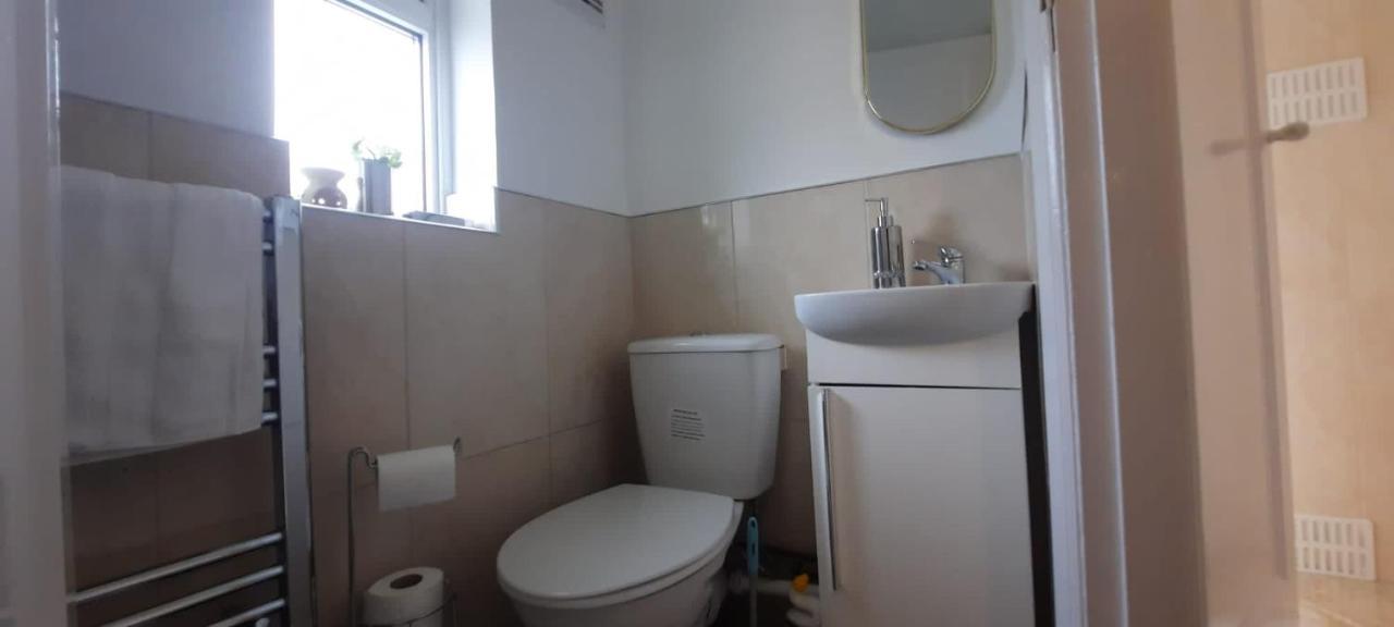 Stylish And Homey 3 Bedroom House With Free Parking & Wi-Fi Minworth Экстерьер фото